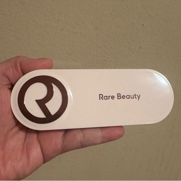 Rare Beauty Other - Rare Beauty Makeup Remover Tool in White with Brown Logo